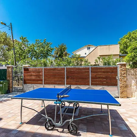 Kastel Stafilic 46 With Outdoor Swimmingpool Prázdninový dům