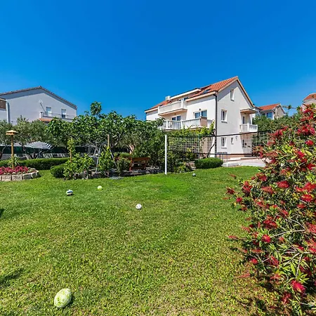 7 Bedroom Awesome In Kastel Stafilic Holiday home *